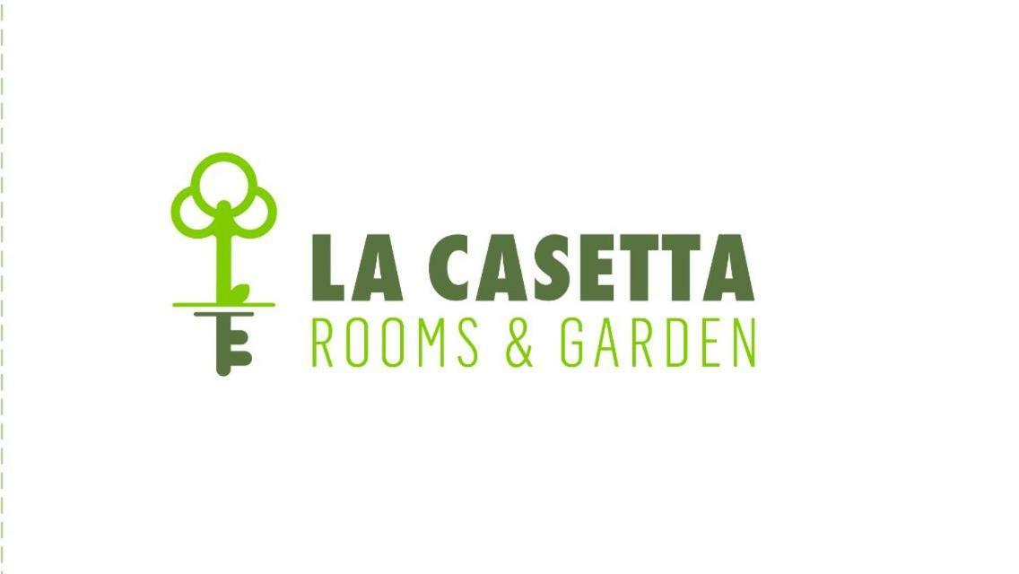 La Casetta - Rooms & Garden Сан Фердинандо Екстериор снимка